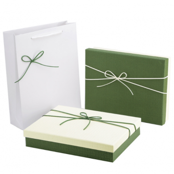 Exquisite Gift box Clothing Scarf Shoe Empty Green Packaging Box With Bag Custom Logo Huake Printing