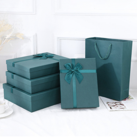 Luxury Package Box For Clothing Gift Box Packaging With Ribbon Base And Lid 