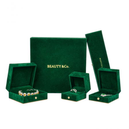 Luxury Packaging Jewelry Box With Pouch Custom Logo Velvet Bracelet Ring Box 