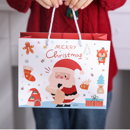 Art Paper Bags Package For Party Supply Merry Christmas New Year Gift Bag In Bulk 