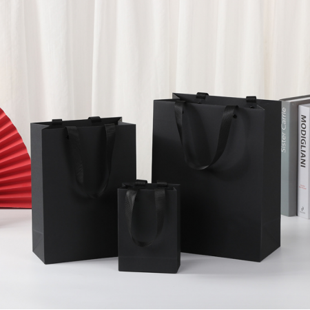 Luxury Paper Bag Printed With Ribbon Handle Custom Print Logo Shopping Bag 