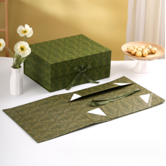 Manufacturer Wholesale Price Magnetic Storage Box Folding Packaging Gift Box With Ribbon Huake Printing