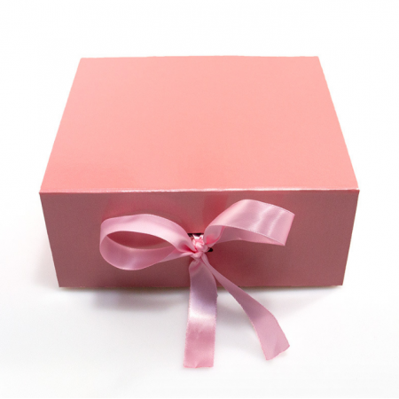 Folding Magnetic Box With Magnetic Flap Packaging Paper Gift Box With Ribbon 