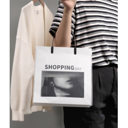 Luxury Shopping Paper Gift Bag Packaging Printed Custom Shopping Bag 