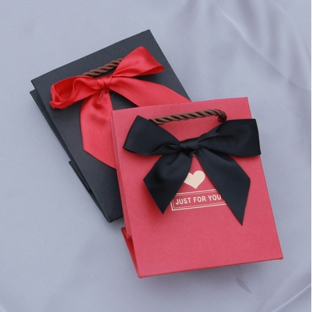 Custom Paper Bag Packaging Gift With Logo Luxury Shopping Bag 
