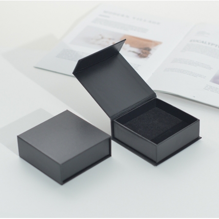 Custom Magnetic Cardboard Box Mini Jewelry Manufacturer Packaging Boxes Set With Foam Insert 